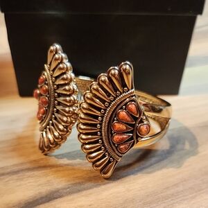 Gold Art Deco bracelet